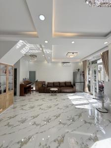 LÊ VĂN SỸ HẺM XE HƠI THÔNG CỰC ĐẸP- 6.3*7 - 47m2 - 2 TẦNG 3PN 3WC - 9 Tỷ